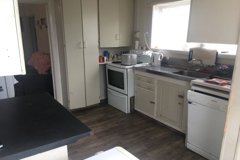 Photo of property in 65 Bradshaw Street, South Dunedin, Dunedin, 9012