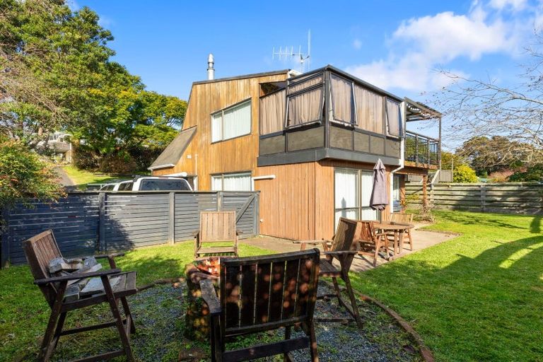 Photo of property in 42 Victory Street, Welcome Bay, Tauranga, 3112