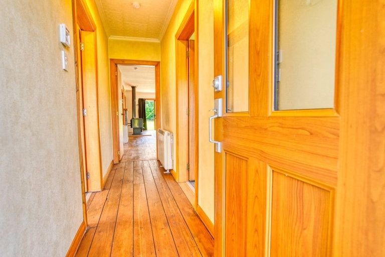 Photo of property in 33 Stafford Street, Blackball, 7804