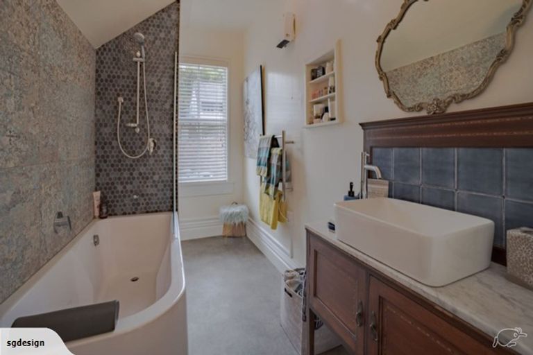 Photo of property in 40 Dublin Street, Lyttelton, 8082