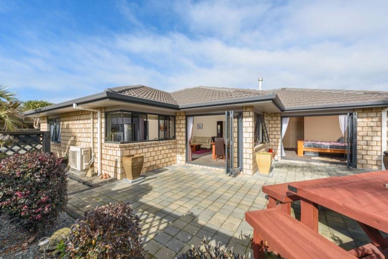 Photo of property in 16 Marick Place, Papamoa Beach, Papamoa, 3118