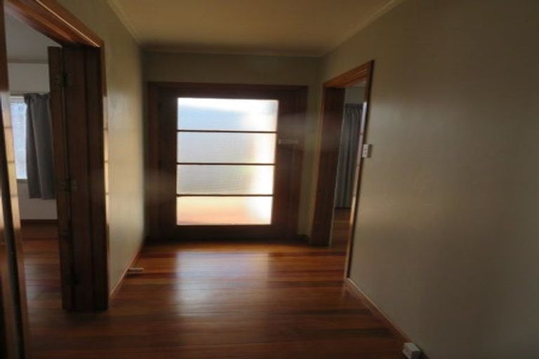 Photo of property in 58 Alma Crescent, Papakura, 2110