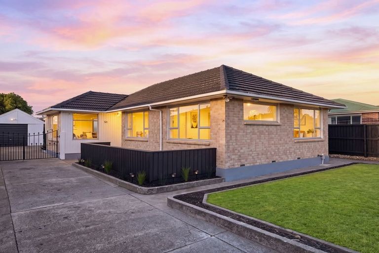 Photo of property in 51 Bickerton Street, Wainoni, Christchurch, 8061