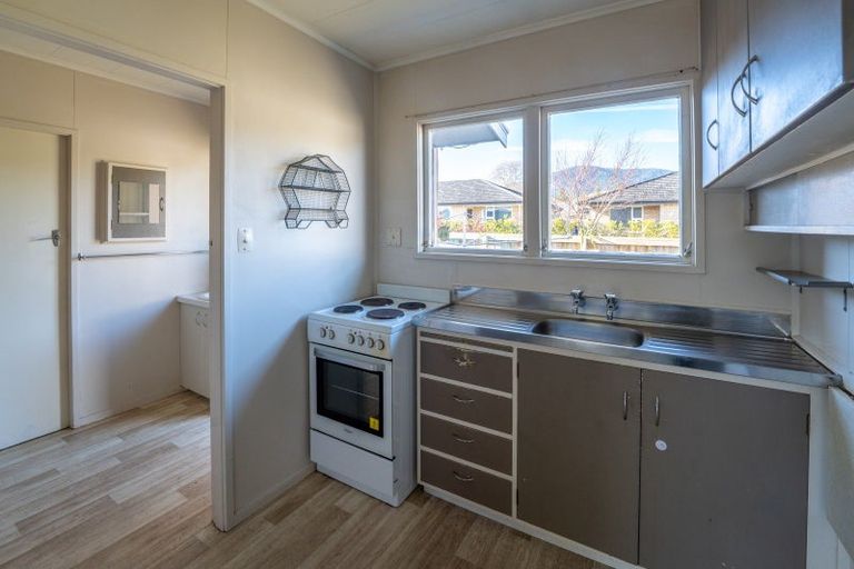 Photo of property in 2/23 Kipling Crescent, Stoke, Nelson, 7011