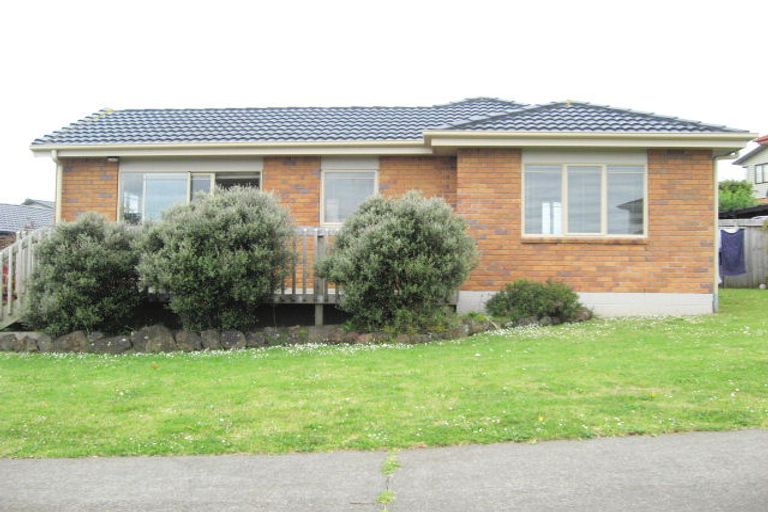 Photo of property in 27 Cyclamen Road, Mangere, Auckland, 2022