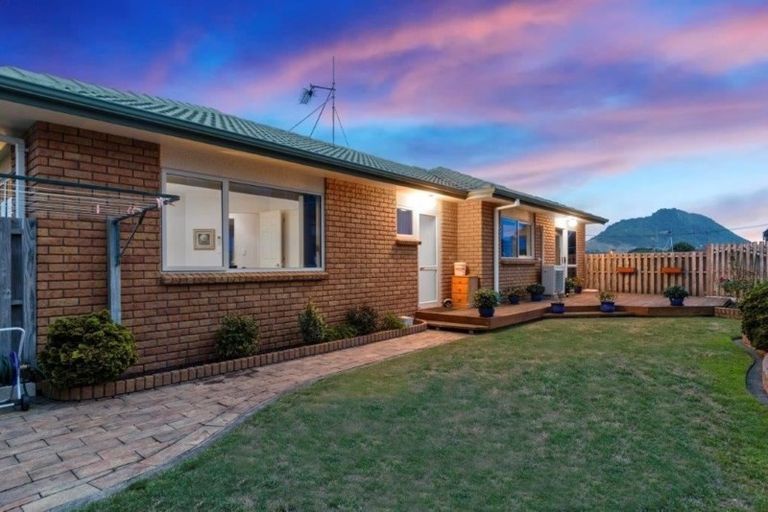 Photo of property in 61a Pitau Road, Mount Maunganui, 3116