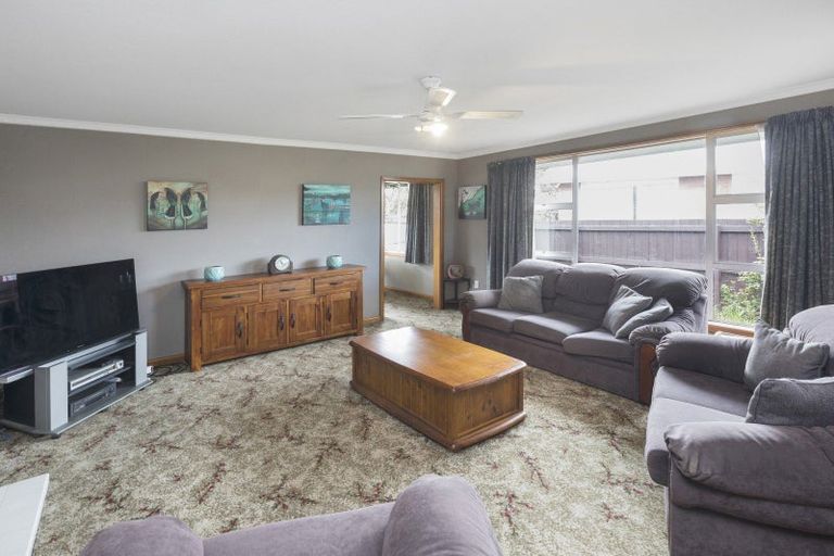 Photo of property in 38 Roberta Drive, Somerfield, Christchurch, 8024