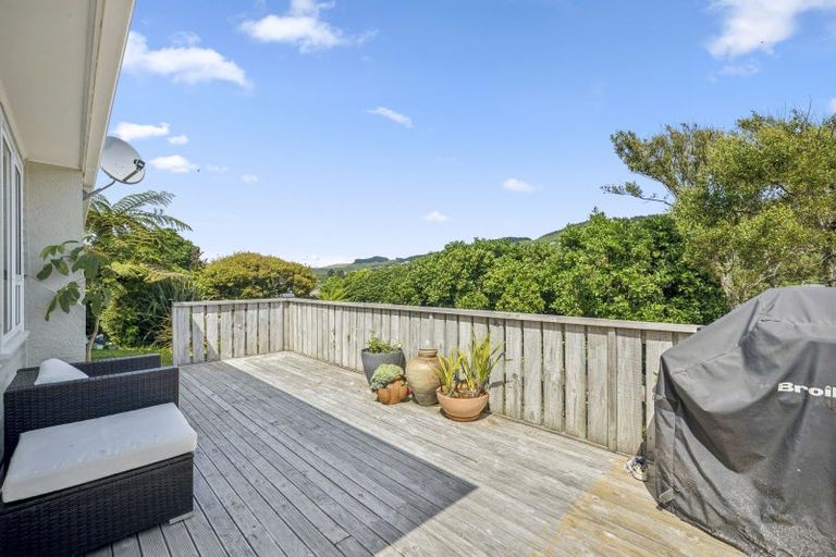 Photo of property in 19 Handyside Street, Tawa, Wellington, 5028