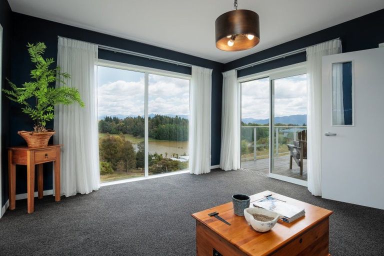 Photo of property in 5 Ridgetop Rise, Fairhall, Blenheim, 7272