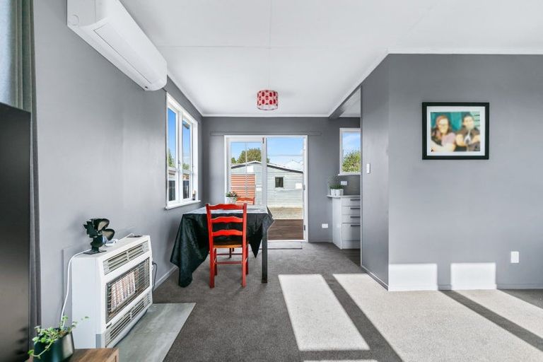 Photo of property in 7 Ryder Crescent, Levin, 5510