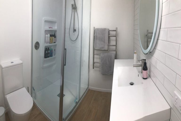 Photo of property in 13a Grand View Road, Te Kamo, Whangarei, 0112