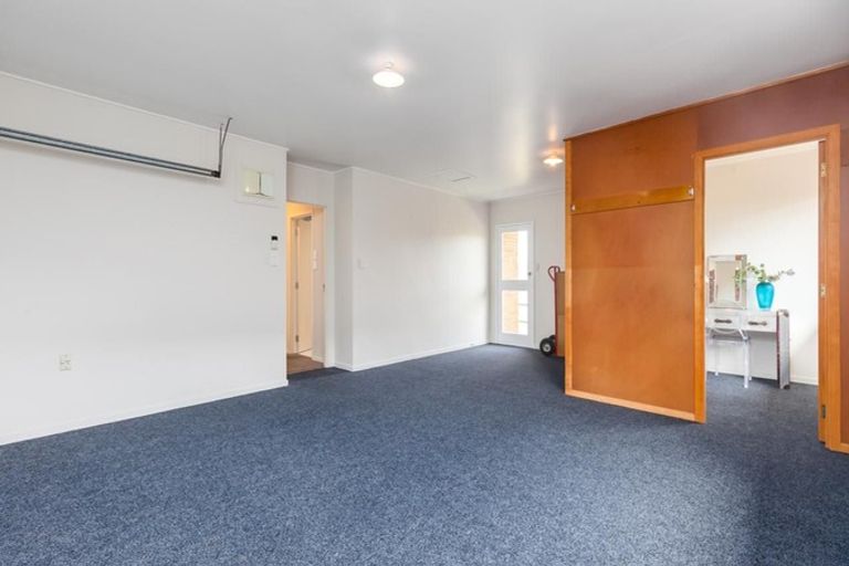 Photo of property in 3 Serrita Avenue, Sunnyhills, Auckland, 2010