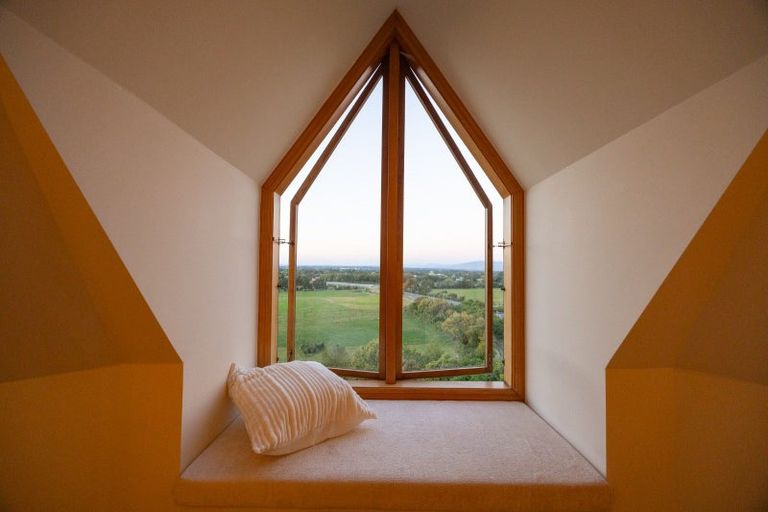 Photo of property in 96 Clifton Terrace, Fitzherbert, Palmerston North, 4410