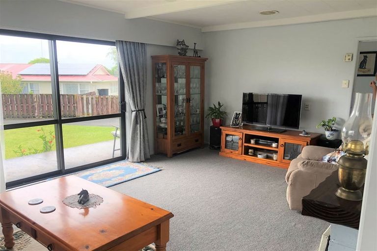 Photo of property in 17 Winston Street, Tikipunga, Whangarei, 0112