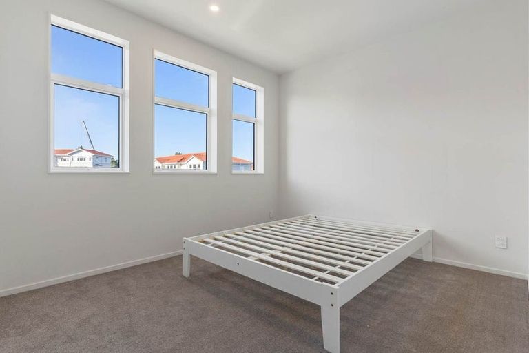Photo of property in 11 Whautapu Court, Avondale, Auckland, 1026