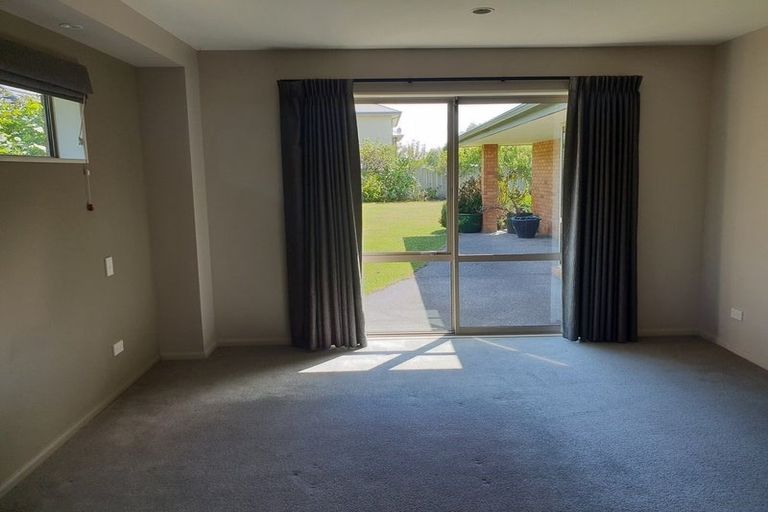 Photo of property in 42 Eaglesome Avenue, Aidanfield, Christchurch, 8025