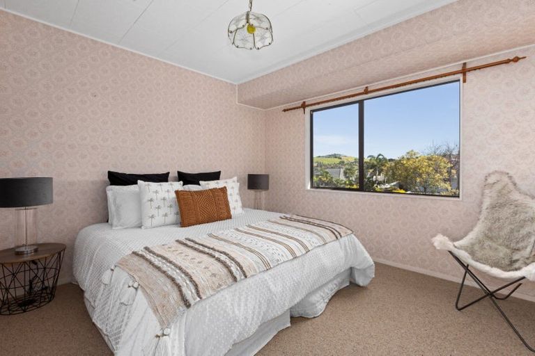 Photo of property in 35 Cumberland Rise, Taradale, Napier, 4112