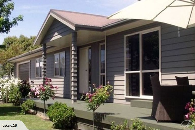 Photo of property in 18 Lincoln Road, Carterton, 5713