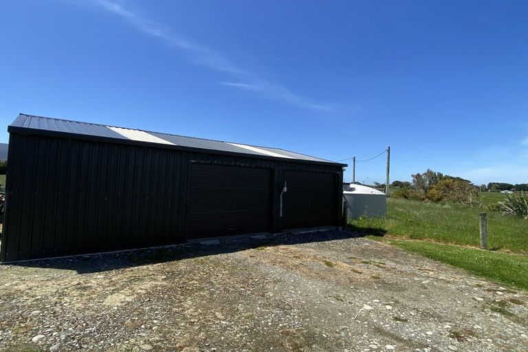 Photo of property in 38 Redpath Road, Orepuki, Riverton, 9881