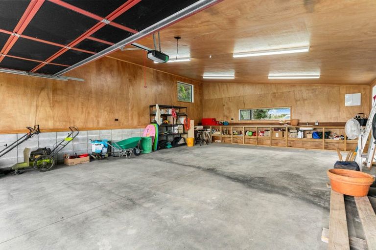 Photo of property in 25 Devich Road, Mangawhai, Wellsford, 0975