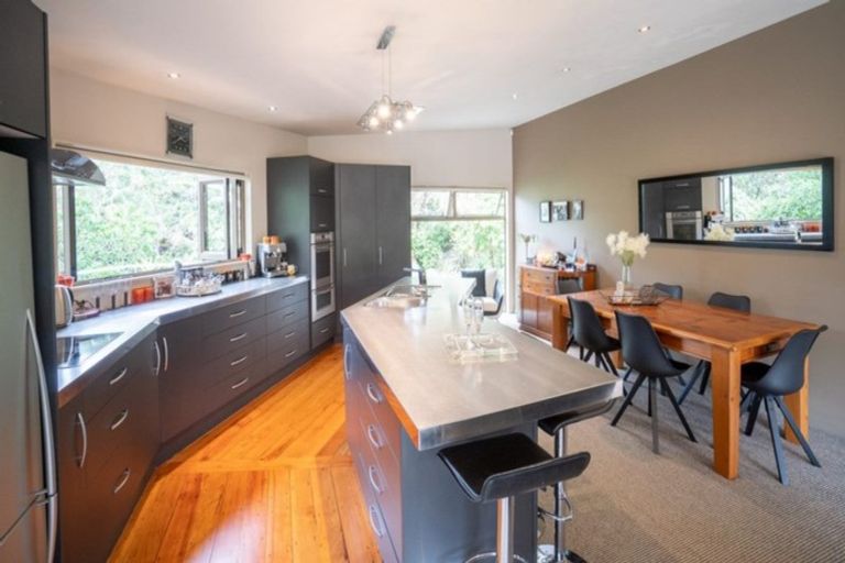 Photo of property in 67 Atawhai Road, Fitzherbert, Palmerston North, 4410