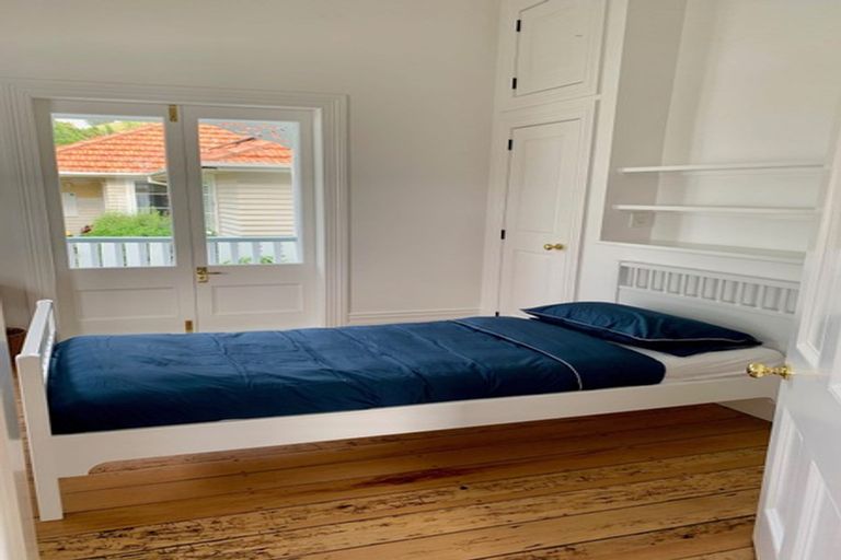 Photo of property in 29 Ewen Alison Avenue, Devonport, Auckland, 0624