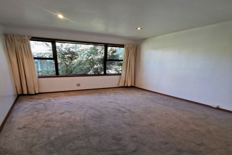 Photo of property in 5 Haslett Place, Upper Riccarton, Christchurch, 8041