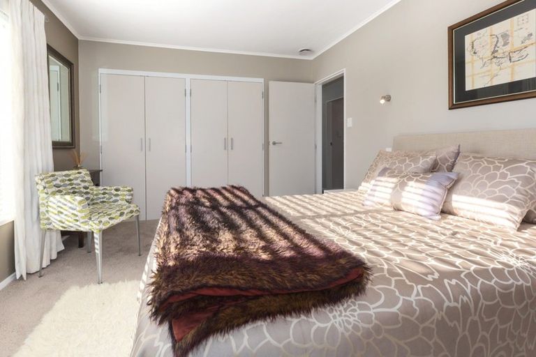 Photo of property in 6 Charthouse Lane, Whitby, Porirua, 5024