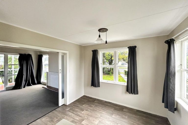 Photo of property in 73 Highbury Avenue, Highbury, Palmerston North, 4412