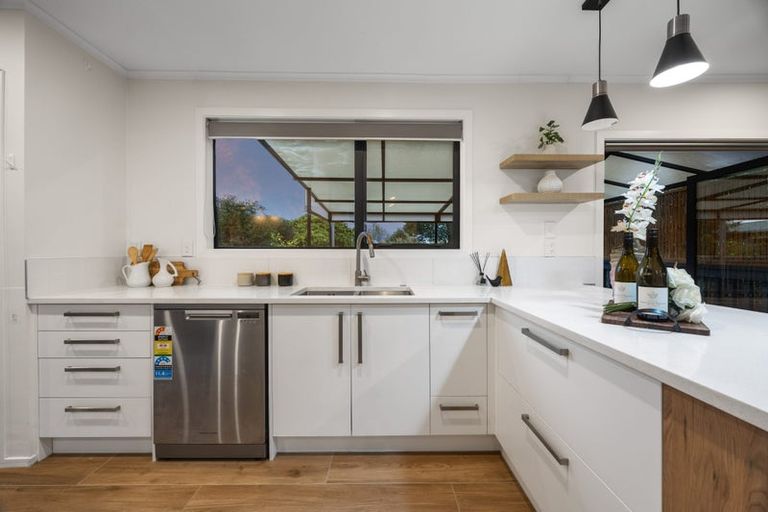 Photo of property in 40 Felton Mathew Avenue, Saint Johns, Auckland, 1072