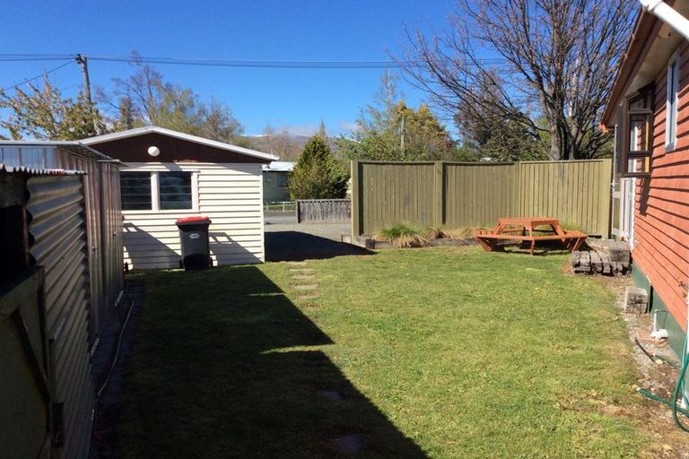 Photo of property in 15 Simons Street, Twizel, 7901