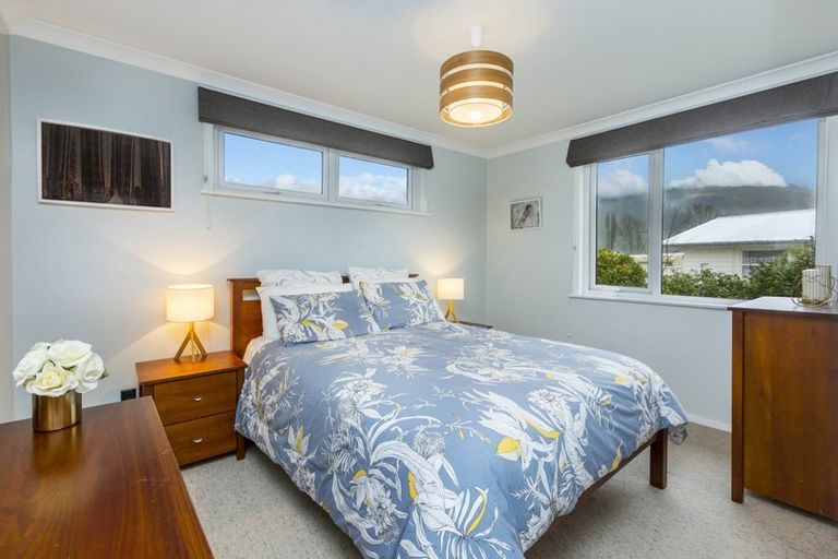 Photo of property in 19 Perry Street, Heretaunga, Upper Hutt, 5018