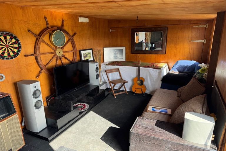 Photo of property in 2 Oakleigh Rise, Oakleigh, Whangarei, 0171