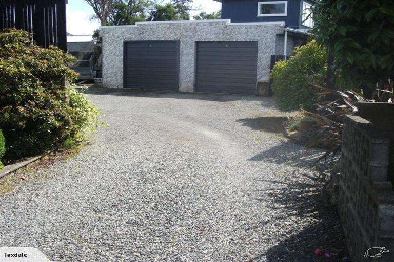 Photo of property in 211 Conyers Street, Strathern, Invercargill, 9812
