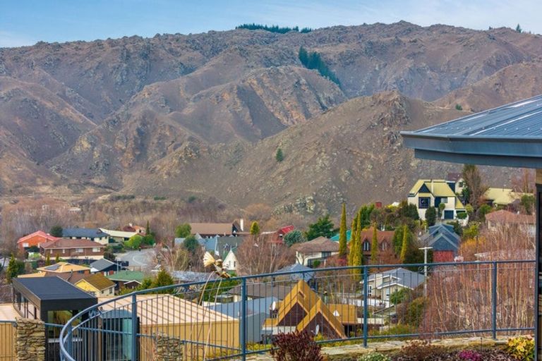 Photo of property in 22 Bodkin Road, Bridge Hill, Alexandra, 9320