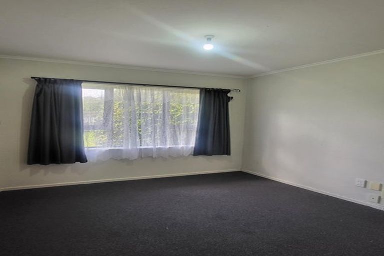 Photo of property in 13 Rogers Road, Manurewa, Auckland, 2102