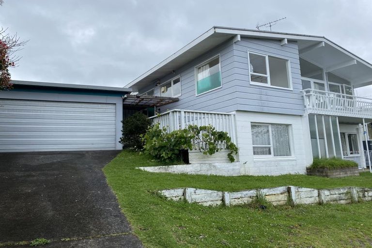 Photo of property in 6 Eban Avenue, Hillcrest, Auckland, 0627