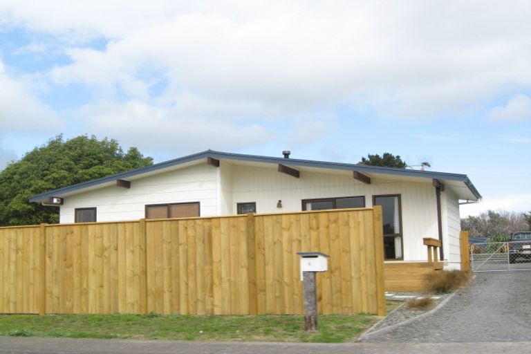 Photo of property in 6 Cedar Road, Te Awanga, 4102
