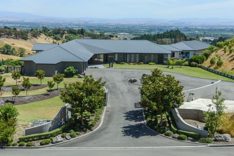 Photo of property in 266 Black Barn Road, Havelock North, 4294