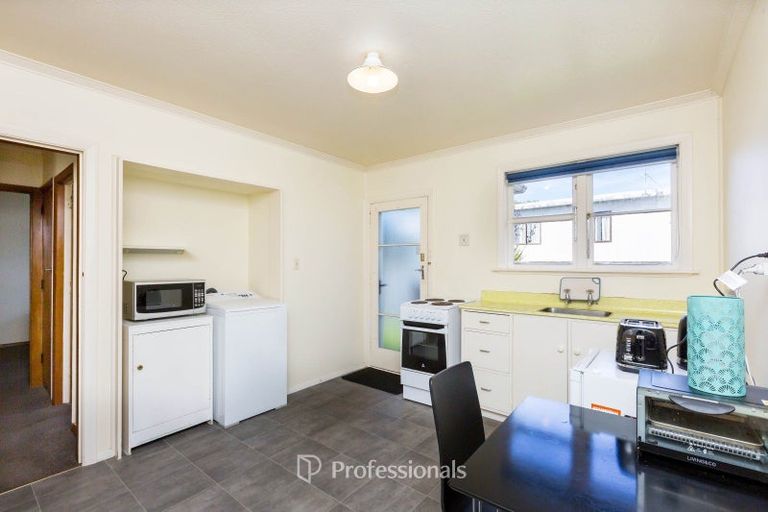 Photo of property in 2/15 Ebdentown Street, Ebdentown, Upper Hutt, 5018