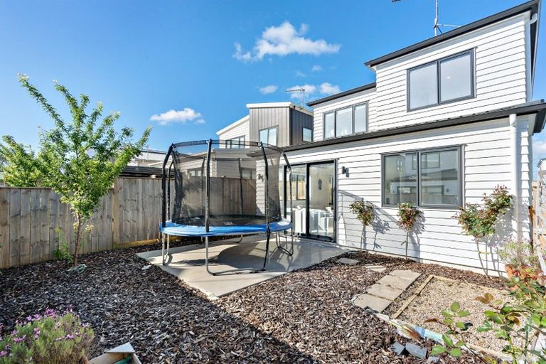 Photo of property in 42 Lusitano Drive, Karaka, Papakura, 2113