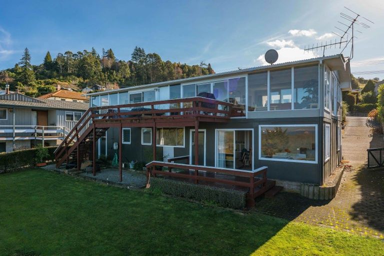 Photo of property in 43 Wakeman Road, Acacia Bay, Taupo, 3330