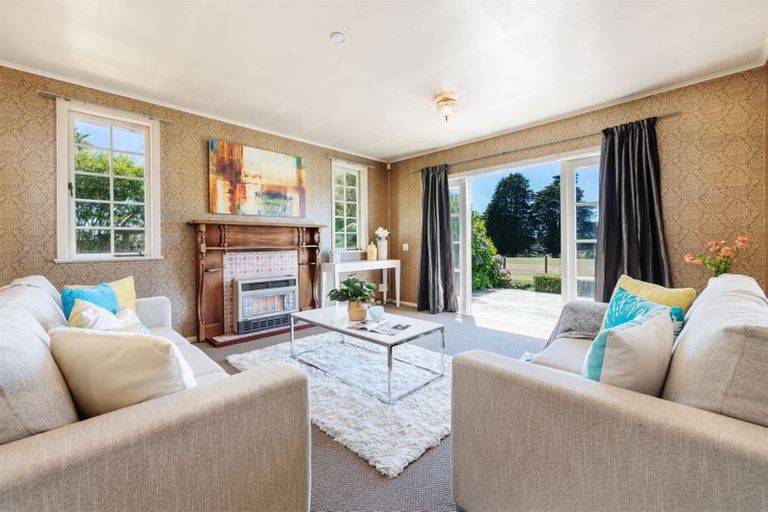 Photo of property in 12 Tane Street, New Lynn, Auckland, 0600