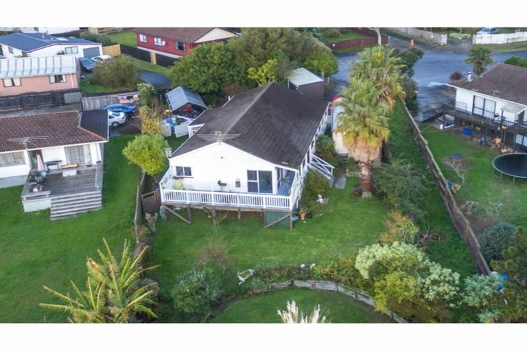 Photo of property in 20 Rukumoana Place, Clendon Park, Auckland, 2103