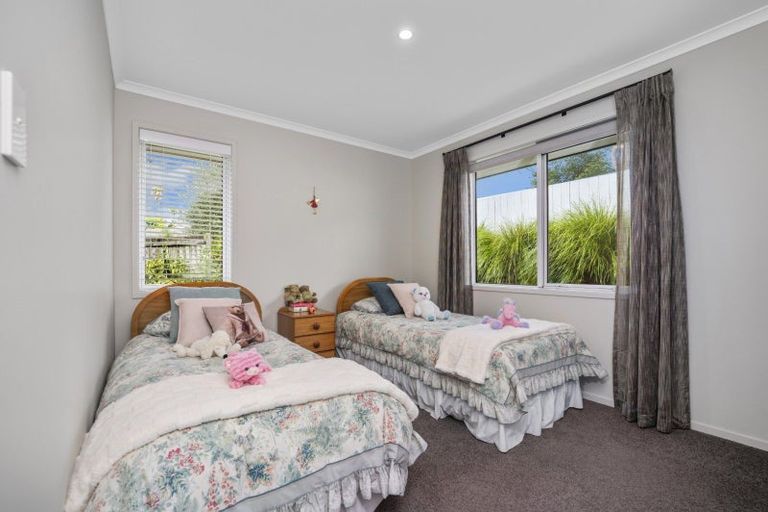 Photo of property in 94 Moffat Road, Bethlehem, Tauranga, 3110