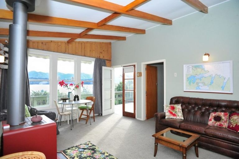 Photo of property in 490 Marine Drive, Charteris Bay, Governors Bay, 8971