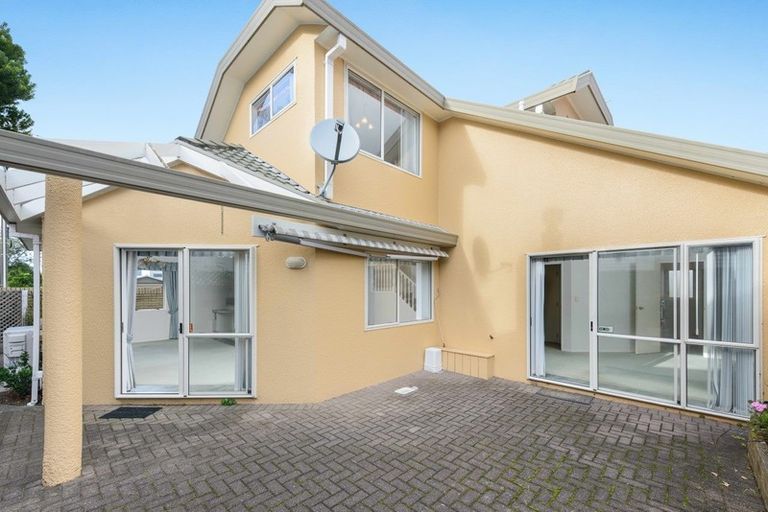 Photo of property in 63 Edgecumbe Road, Tauranga, 3110