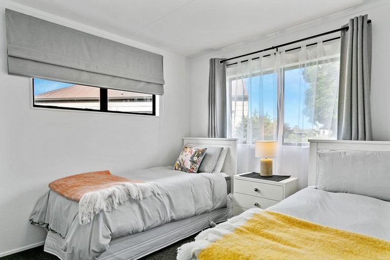 Photo of property in 18 Newberry Place, Richmond Heights, Taupo, 3330