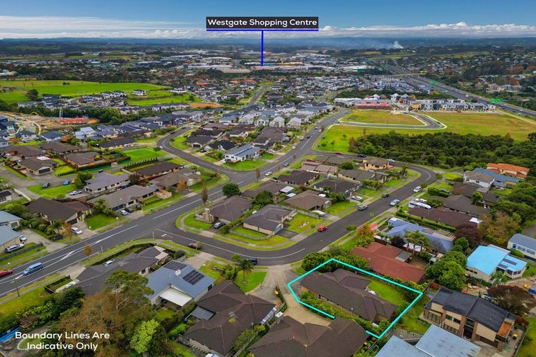 Photo of property in 9 Bonny Crescent, Massey, Auckland, 0614