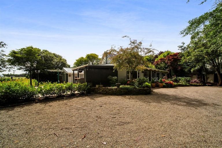 Photo of property in 279 Manutahi Road, Lepperton, New Plymouth, 4372